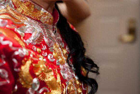 认识一天就结婚，男子以为真爱转账26.8万彩礼，9天后新娘消失了