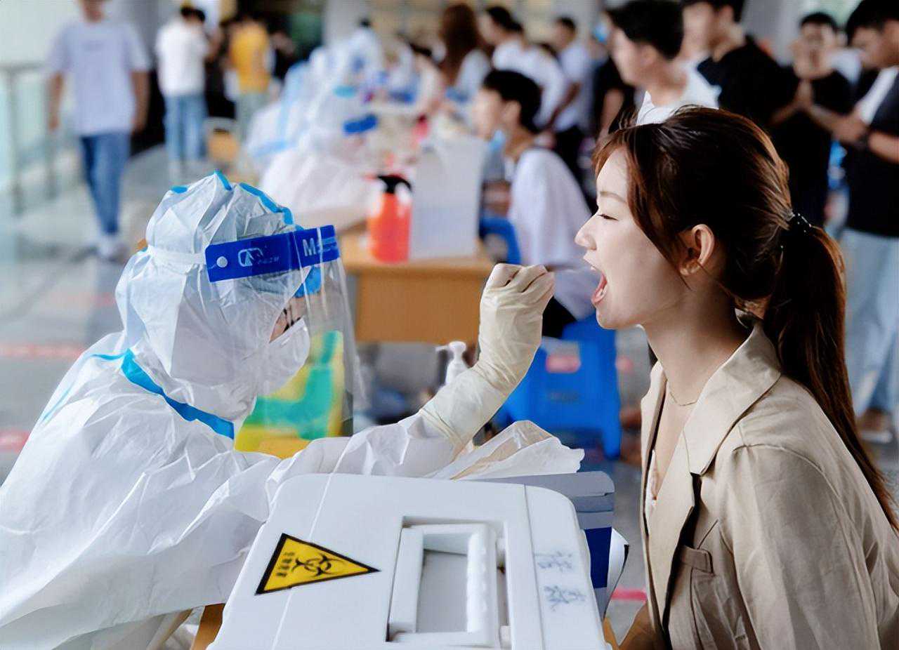 此次新冠大流行何时结束？中科院院士黄建平团队，做出预测